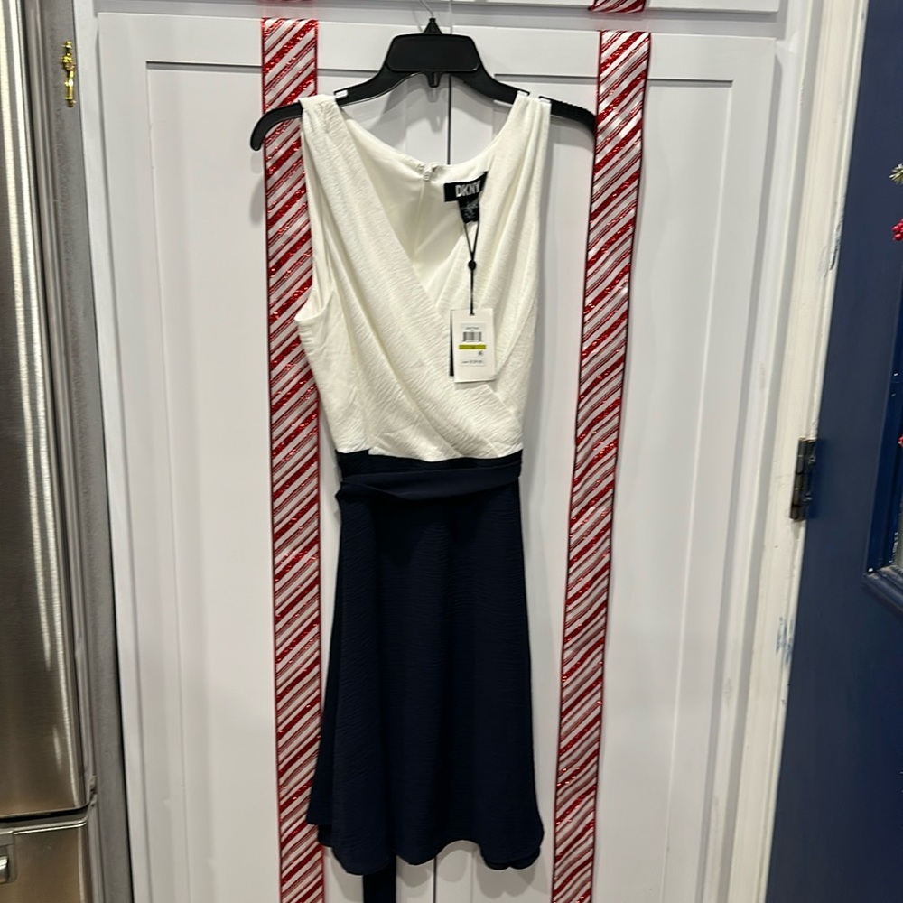 Brand New DKNY White and Navy Dress. Women Size 14